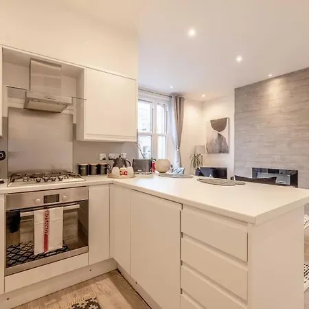Central Windsor 1 Bedroom Gem,Shared Garden Esterno foto